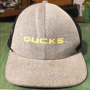 UO Oregon Ducks 🦆 Hat. SnapBack